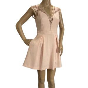 BCBGeneration Elegant Lace-Back Peach Party Dress with Pockets